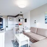 Navigator-port View Apartment *