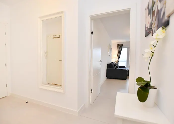 Apartman Navigator-port View *